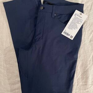Men’s Lululemon Navy ABC Classic Pant